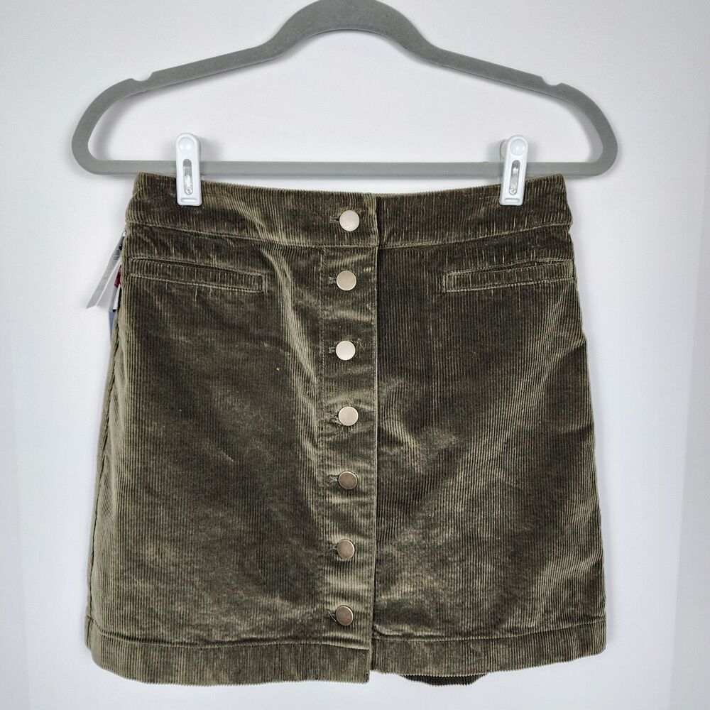 Aritzia Wilfred Free Karmen Button Corduroy Mini Skirt Size 8